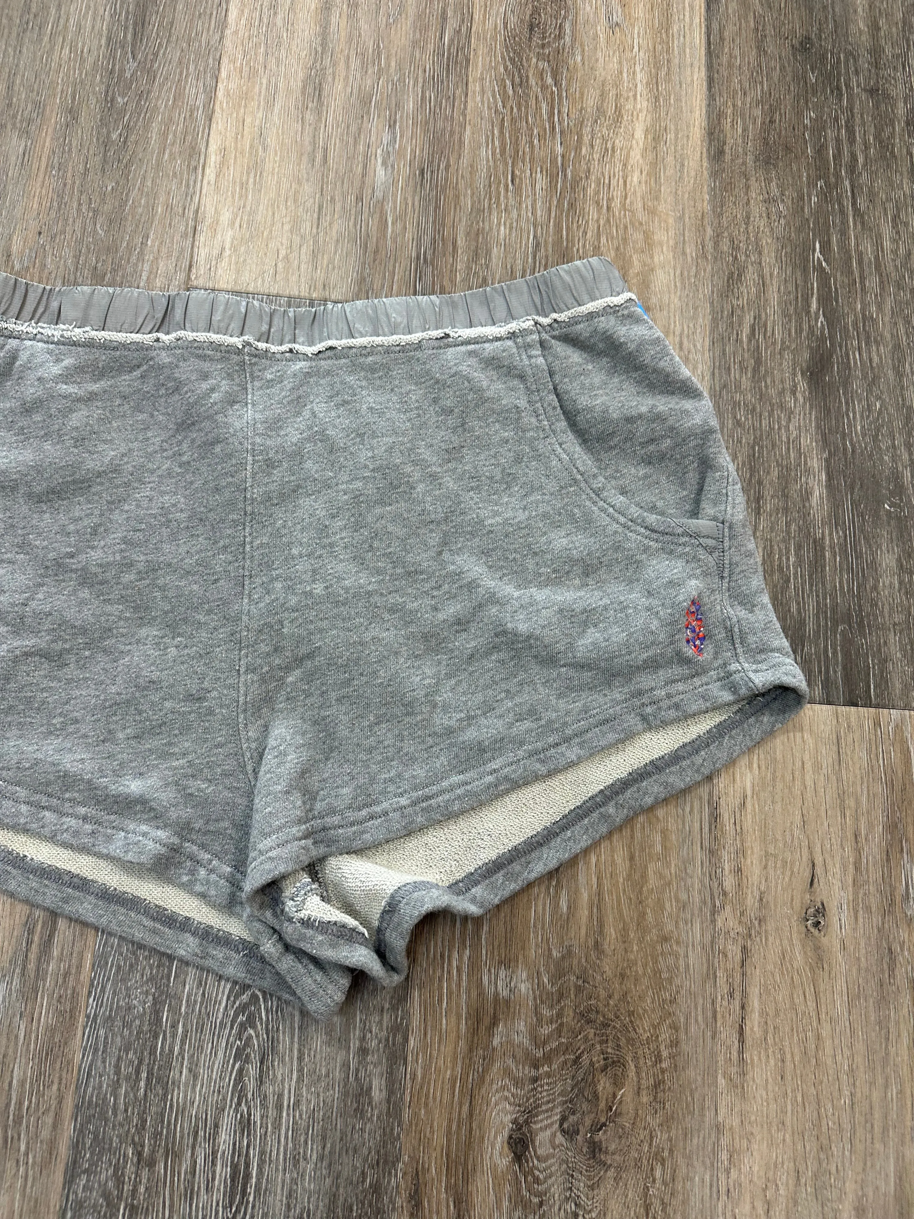 Athletic Shorts By Free People In Grey, Size: L