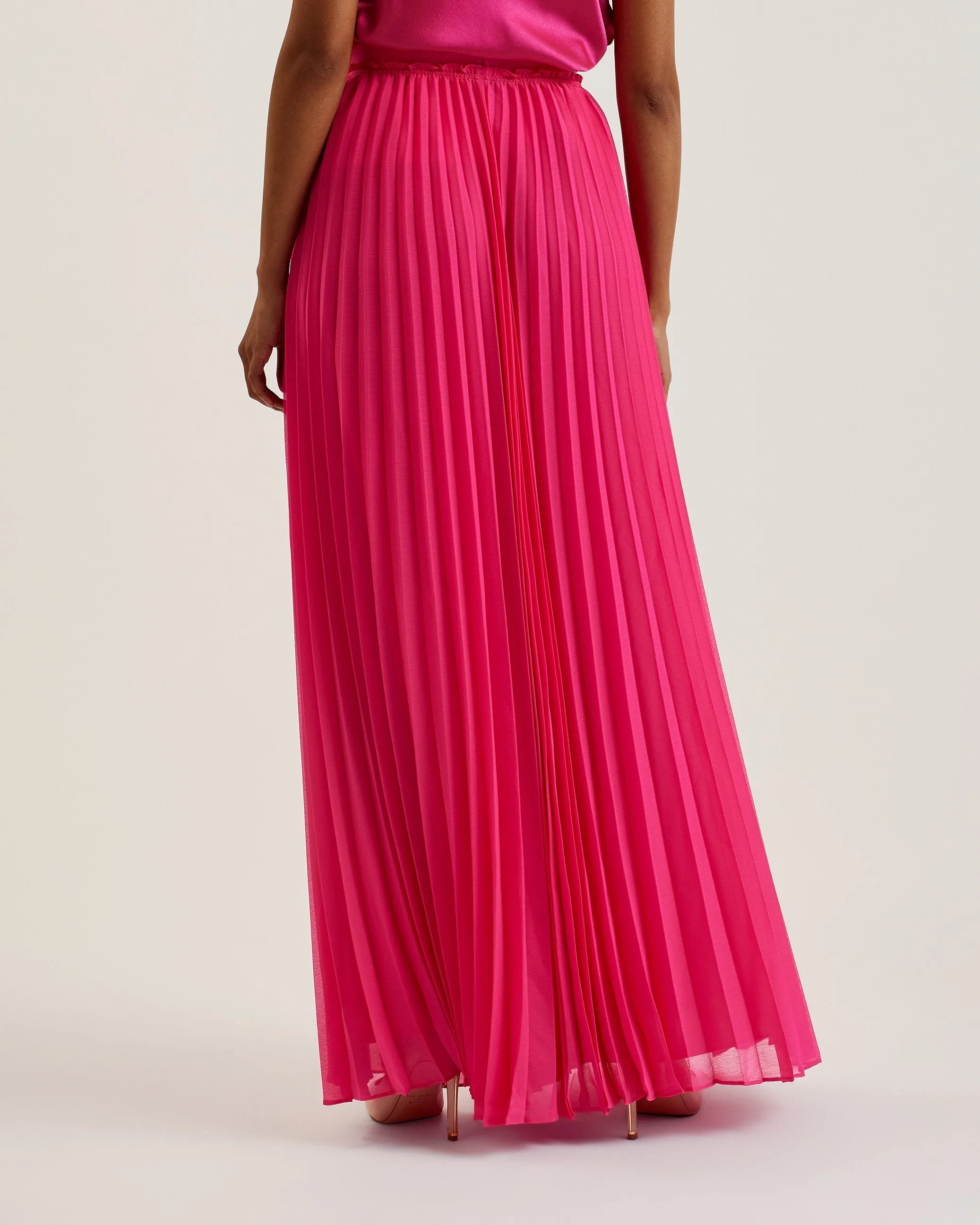 Clodi Pleated Maxi Skirt Pink